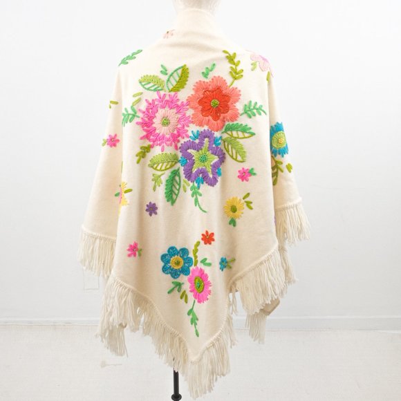 Vintage Accessories - Vintage 70s Wool Handknit Wrap HUGE Flower Power